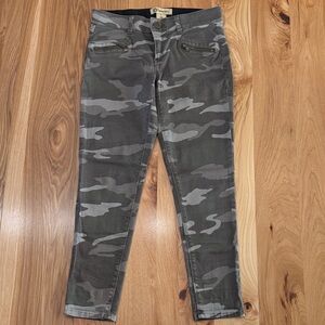 Democracy Camouflage Ankle Jeans